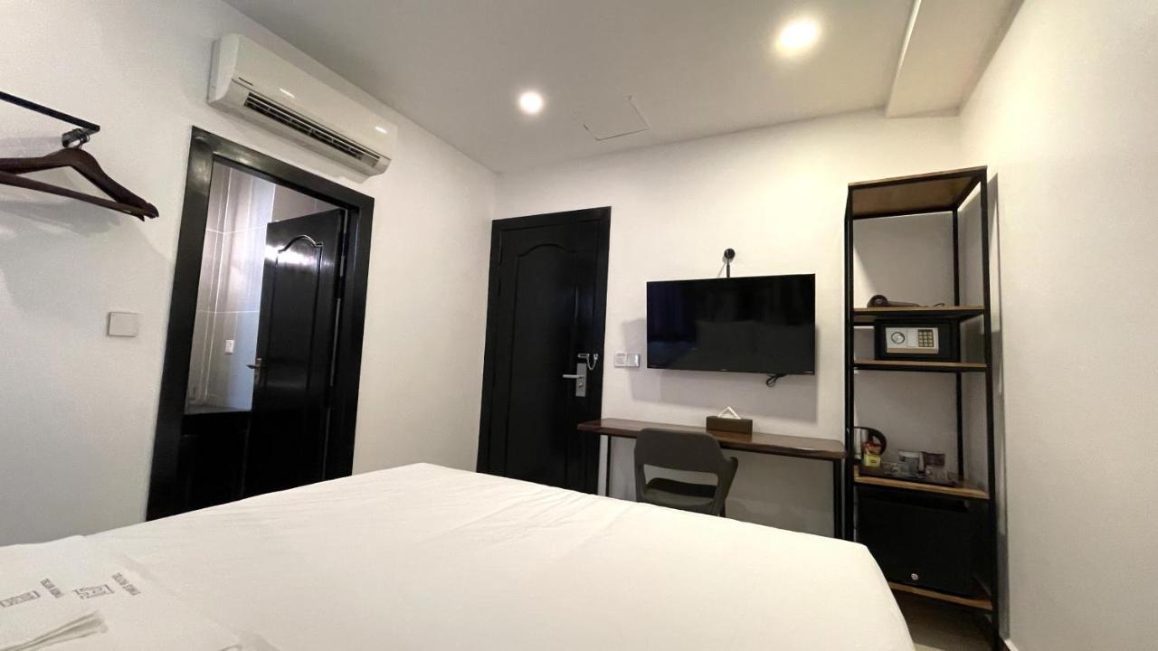 Times Hotel At Bassac Lane Phnom Penh Exterior foto